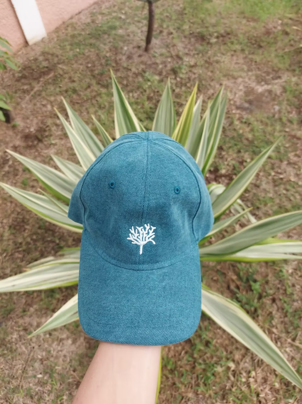 Cap Coral Embroidery