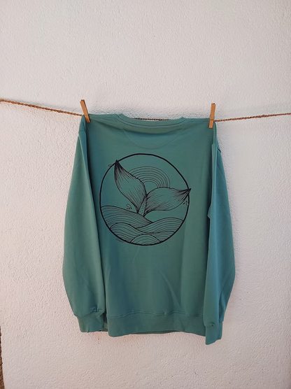Sweater Whale Tail