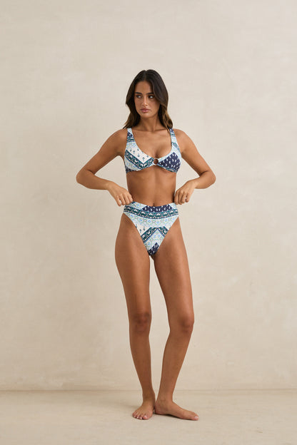 Seacliff Support Tall Tri Top